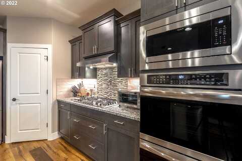 131St, VANCOUVER, WA 98686