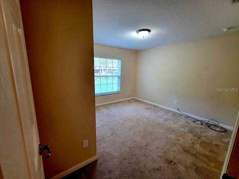 4Th, UMATILLA, FL 32784