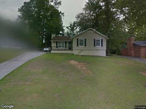 Kurt, MACON, GA 31204