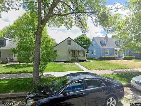 90Th, MILWAUKEE, WI 53222