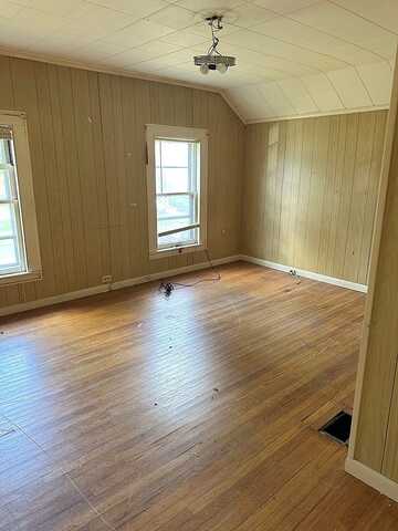 Pleasant, SAYRE, PA 18840