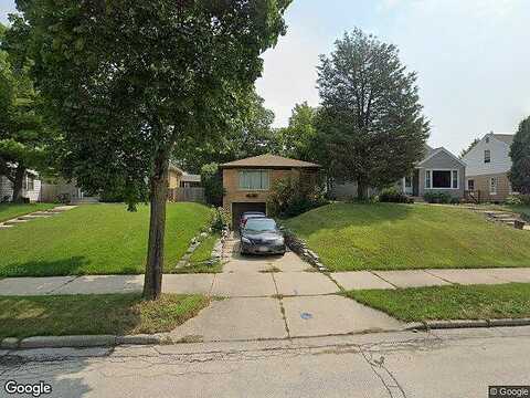 92Nd, MILWAUKEE, WI 53222