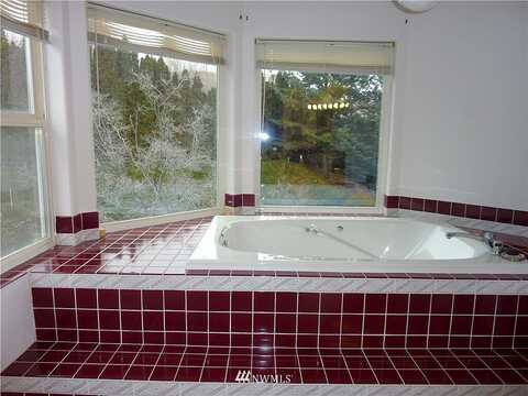 Sutton, WENATCHEE, WA 98801
