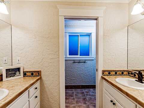 36Th, VANCOUVER, WA 98683