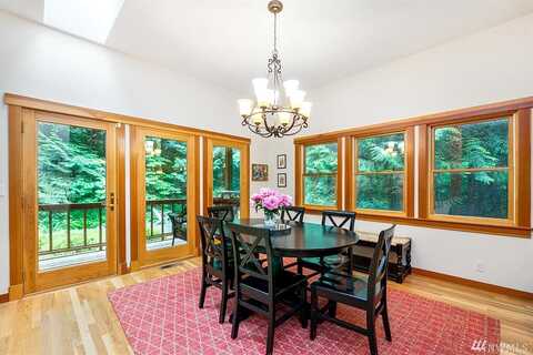 Sivertson, BAINBRIDGE ISLAND, WA 98110
