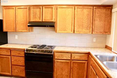 19Th, GRESHAM, OR 97030