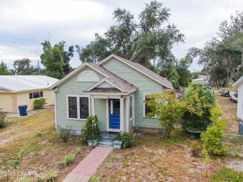 Linda, PANAMA CITY, FL 32401