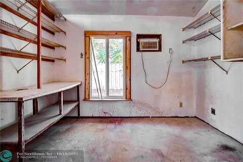 42Nd, OAKLAND PARK, FL 33334