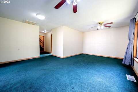 Main, WARRENTON, OR 97146
