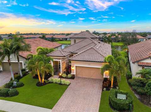 Del Corso, BRADENTON, FL 34211