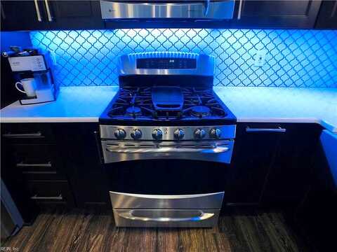 Horsley, HAMPTON, VA 23666