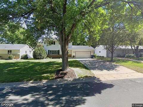 Main, SHAKOPEE, MN 55379