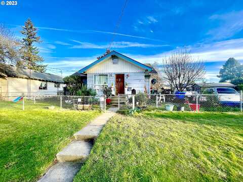 7Th, KELSO, WA 98626