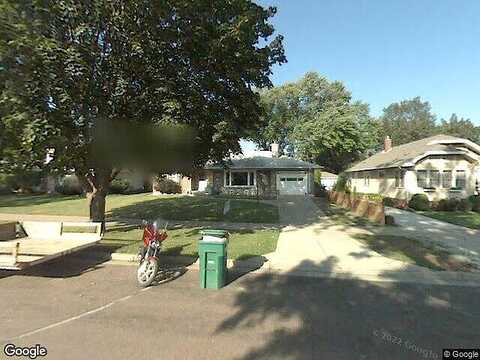 Hall, SAINT PAUL, MN 55118