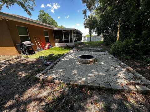 Oak, UMATILLA, FL 32784