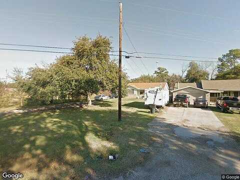 13Th, NEDERLAND, TX 77627