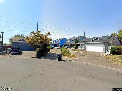 Kristin, BEAVERTON, OR 97003
