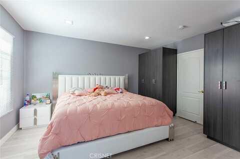 Bloomfield, NORTH HOLLYWOOD, CA 91602
