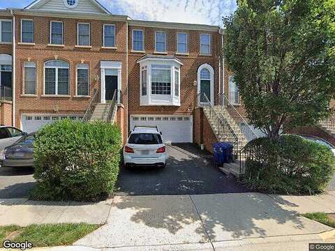 Cyrandall, OAKTON, VA 22124