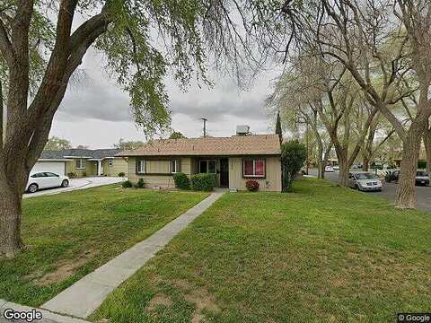 Jenner, LANCASTER, CA 93534