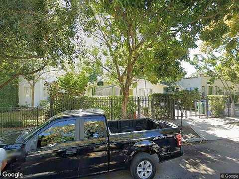 11Th, MIAMI, FL 33135