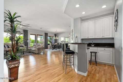 Quinto, SUN CITY WEST, AZ 85375