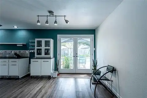 Belfast, NORTH RICHLAND HILLS, TX 76180