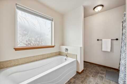 204Th Street, SPANAWAY, WA 98387