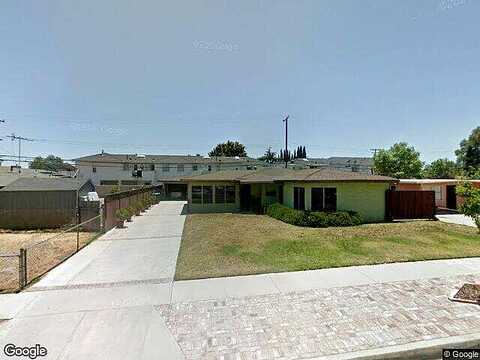 206Th, LAKEWOOD, CA 90715