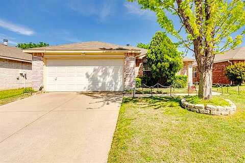 Hunters Creek, FORT WORTH, TX 76123