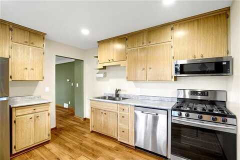 15Th, SAINT PAUL, MN 55128