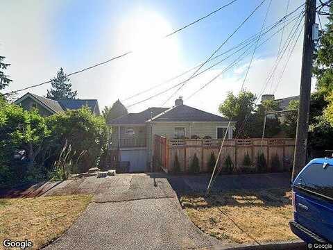 44Th, SEATTLE, WA 98136