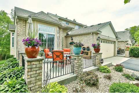 Connelly, SAVAGE, MN 55378