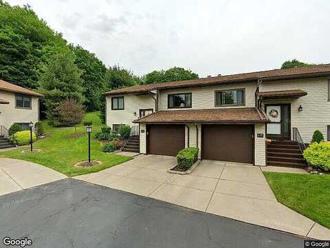 Montroyale, ERIE, PA 16504