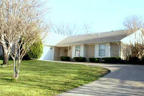 Charlott, FORT WORTH, TX 76112