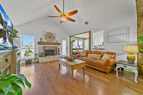 Harris, GUNTER, TX 75058