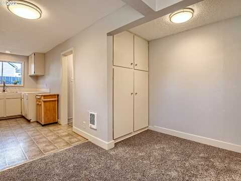 42Nd, PORTLAND, OR 97213