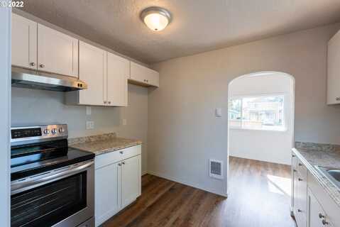 3Rd, KELSO, WA 98626