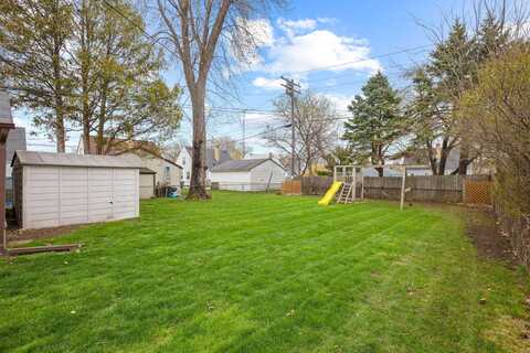Blaine, RACINE, WI 53405