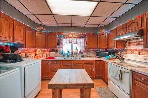Clay, TAMAQUA, PA 18252