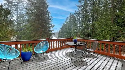 Spring Lake, RENTON, WA 98058