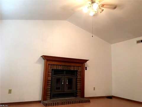 Pebble, VIRGINIA BEACH, VA 23456