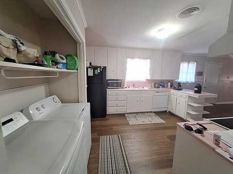 White Way, ARLINGTON, TX 76013