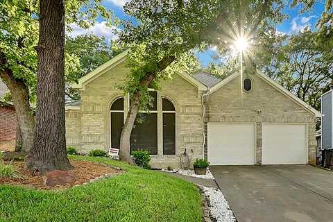 Pacific, FORT WORTH, TX 76112