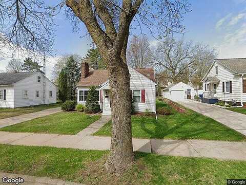 1St, WAUSAU, WI 54401