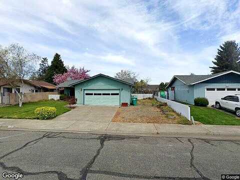 Lois, GRANTS PASS, OR 97527