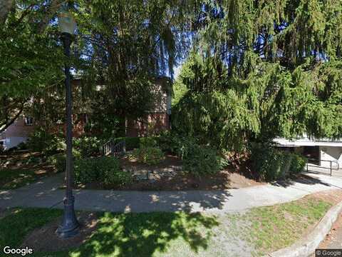 3Rd, LAKE OSWEGO, OR 97034