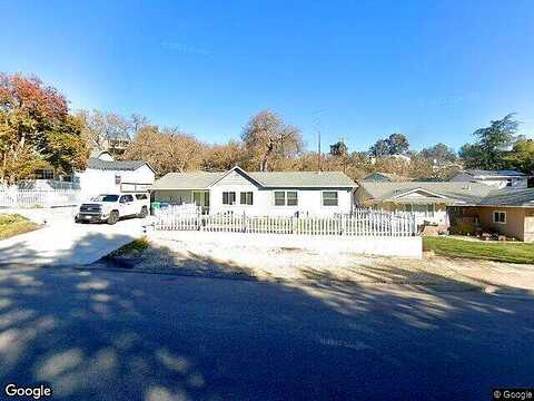 12Th, PASO ROBLES, CA 93446