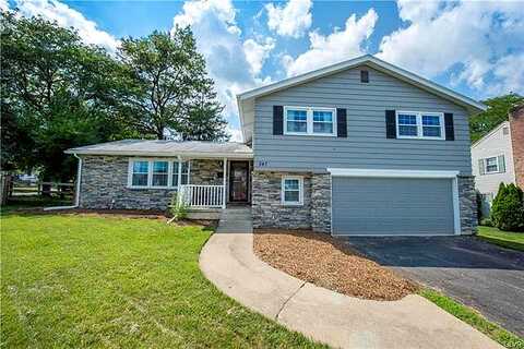 Barrett, EMMAUS, PA 18049