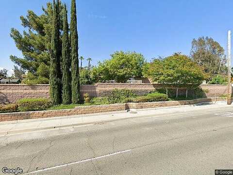 Via Las Flores, MURRIETA, CA 92563
